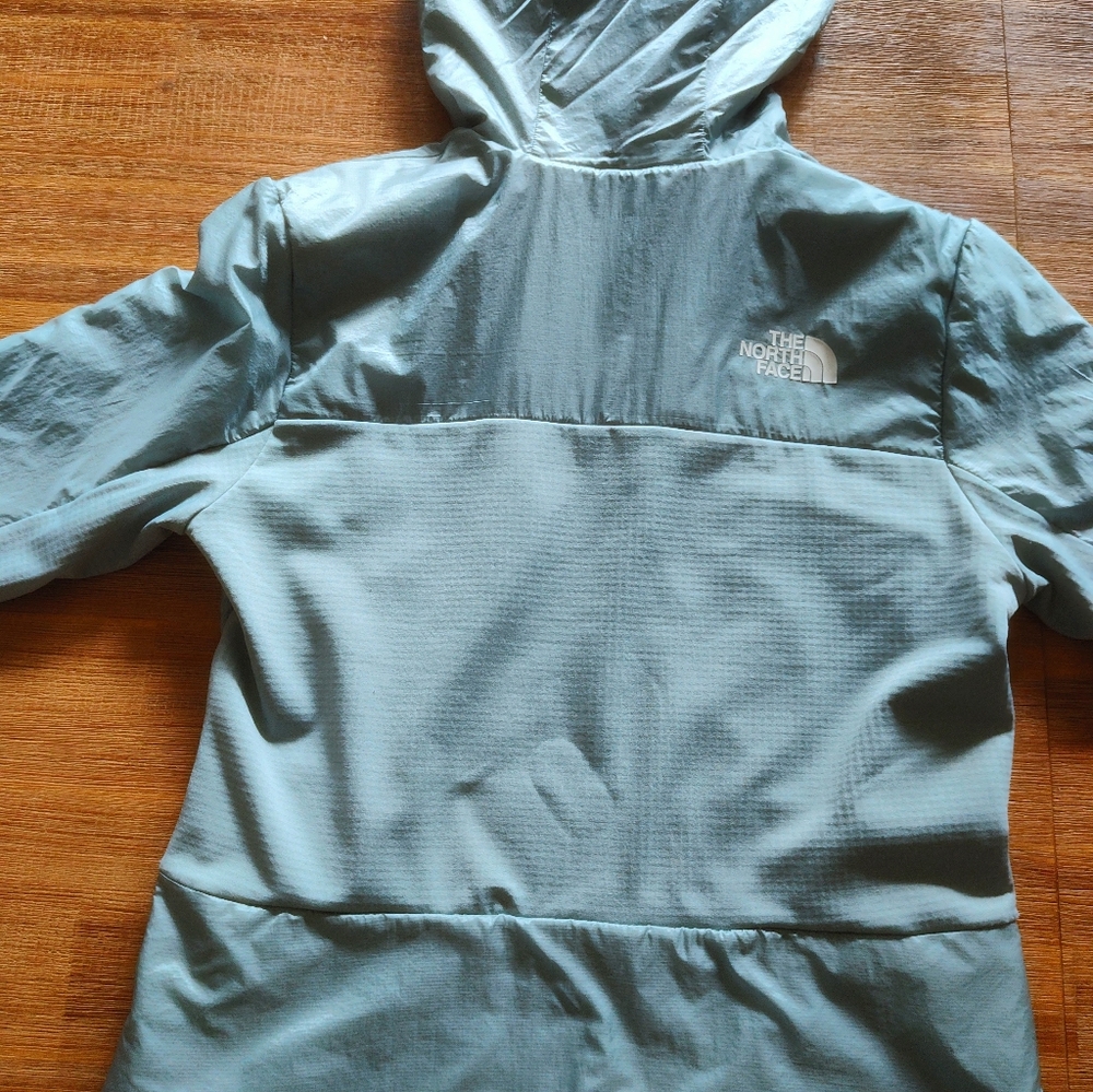 North Face Pullover - image 3